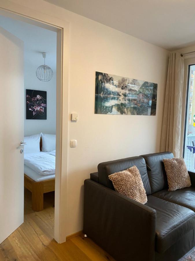 Modern Apartment With Balcony Near City Center Bécs Kültér fotó