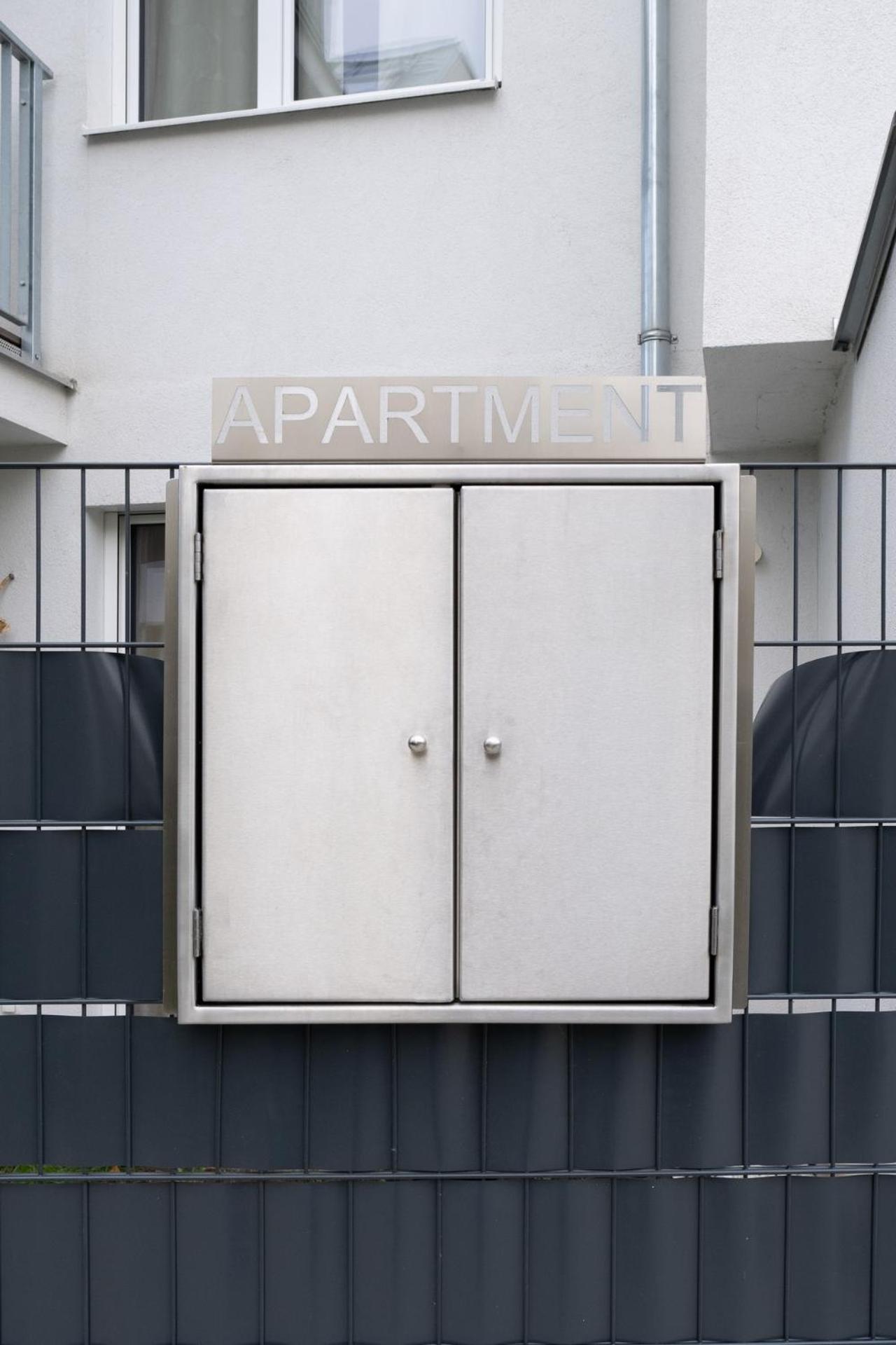 Modern Apartment With Balcony Near City Center Bécs Kültér fotó