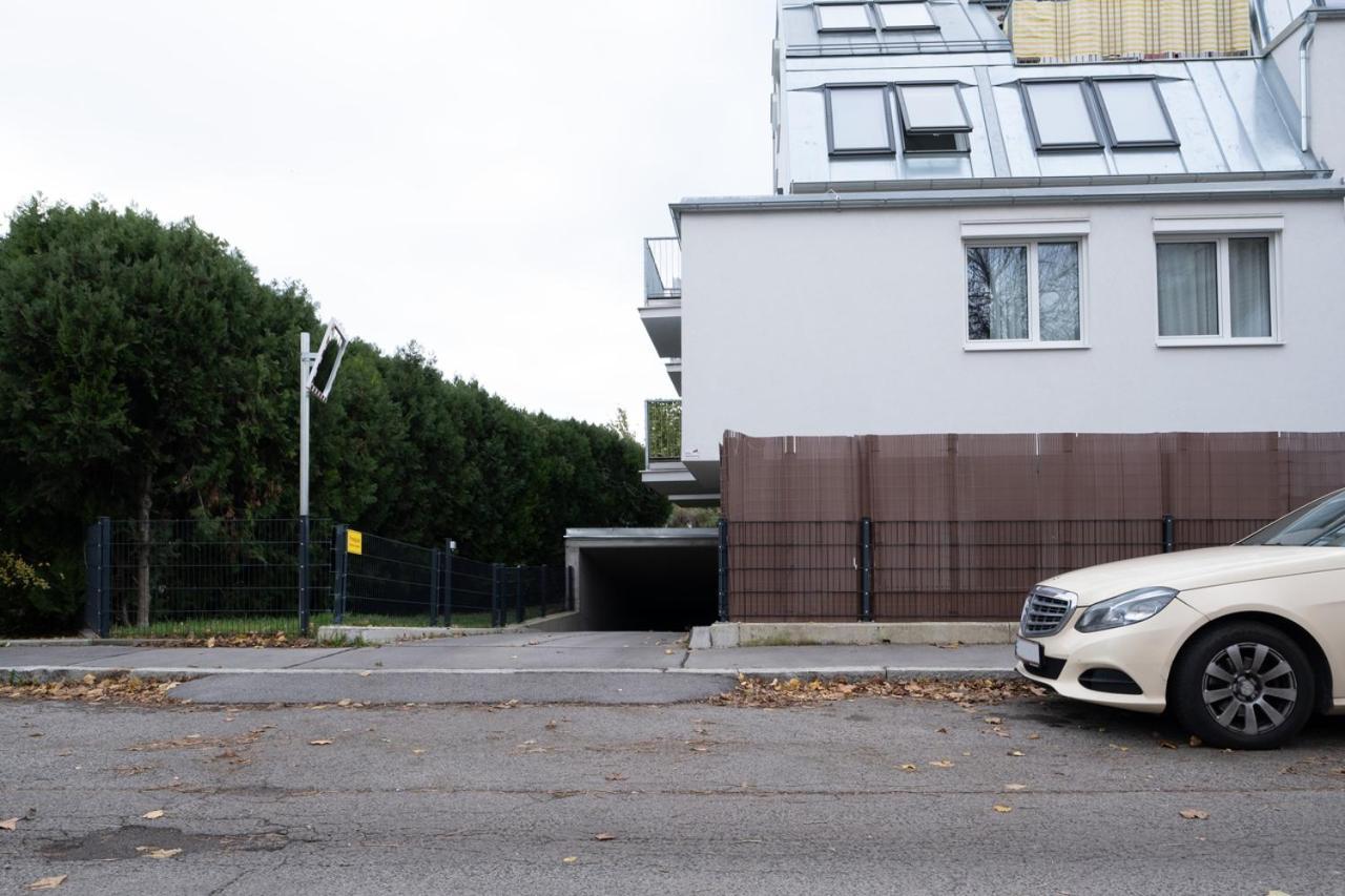 Modern Apartment With Balcony Near City Center Bécs Kültér fotó
